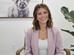 A profile image of SimplifyWithBee